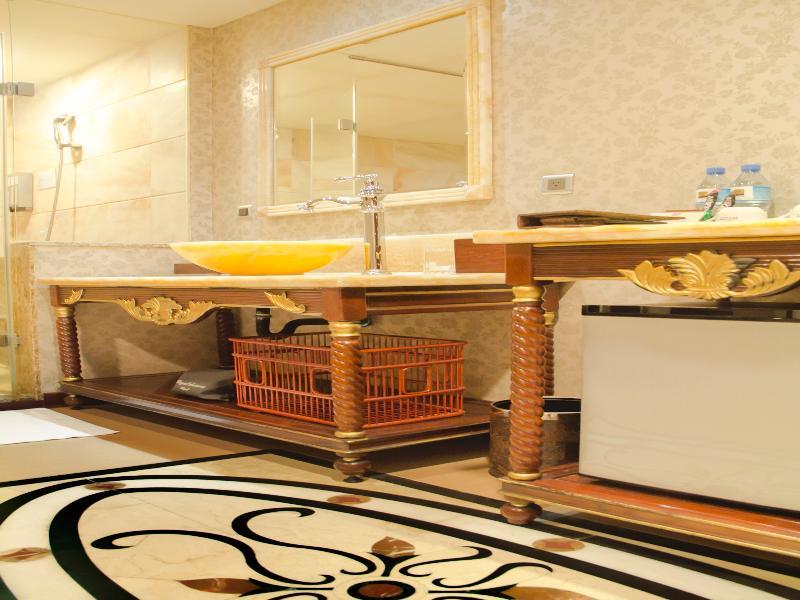 Royal Seasons Hotel Beitou Taipei Bagian luar foto