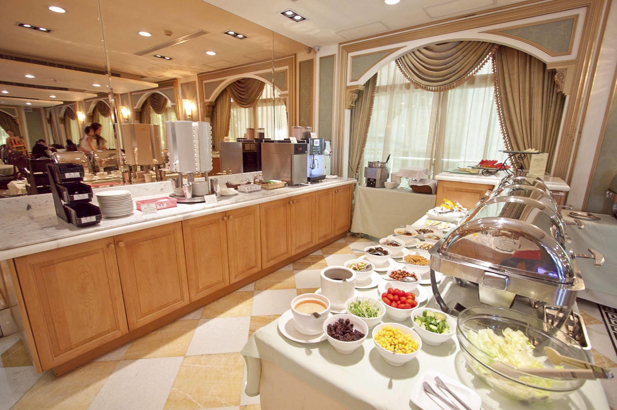 Royal Seasons Hotel Beitou Taipei Bagian luar foto