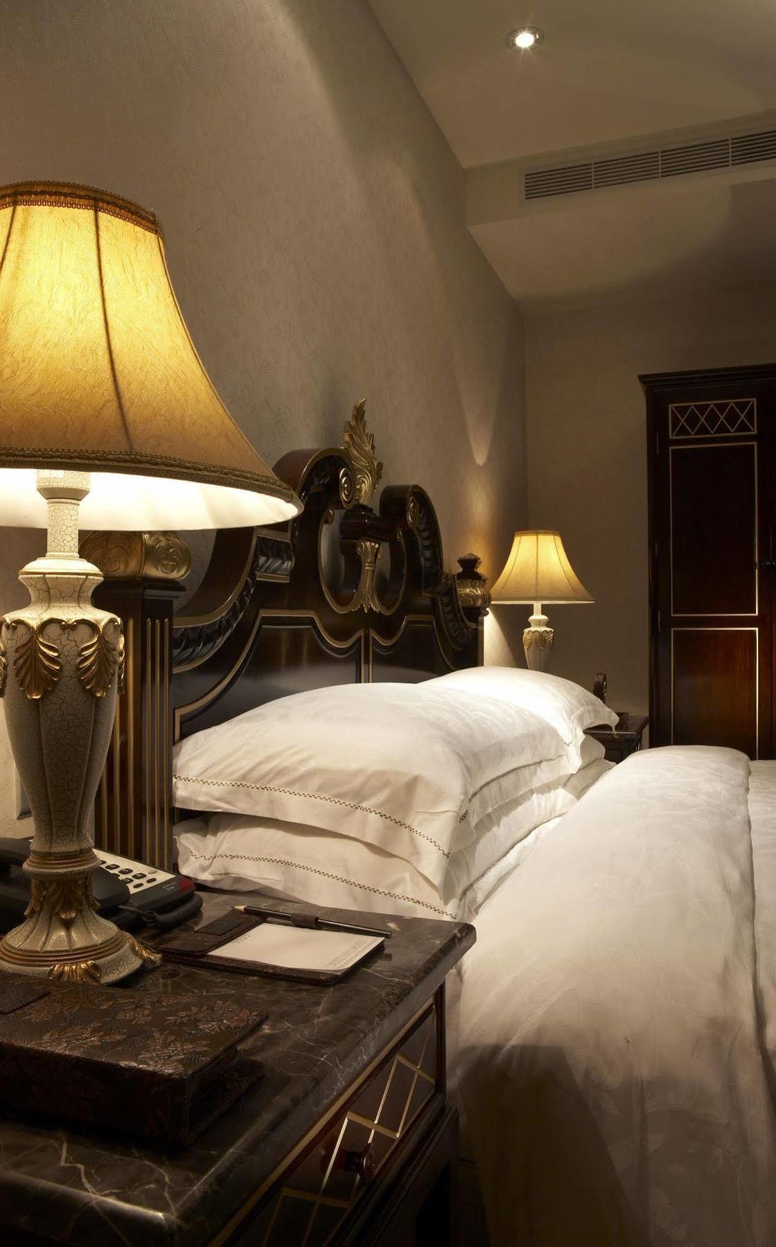 Royal Seasons Hotel Beitou Taipei Bagian luar foto