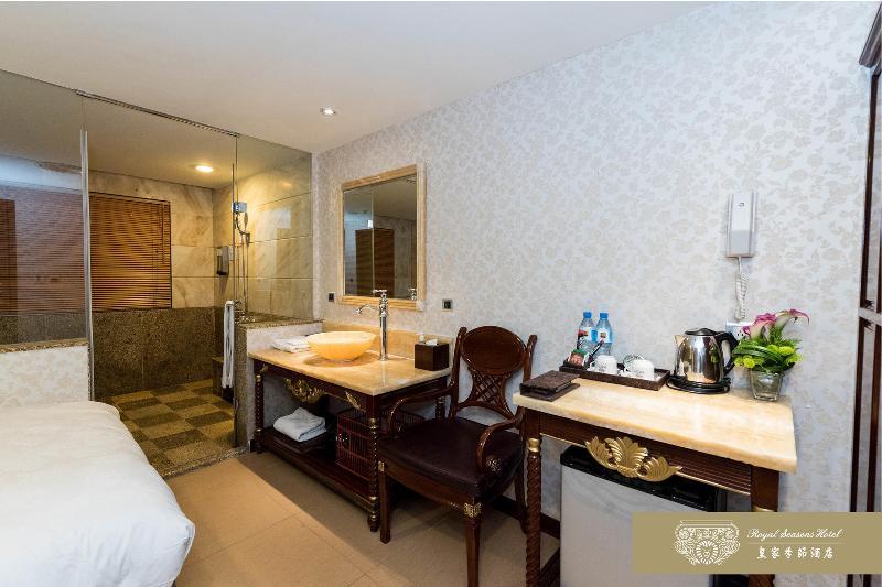 Royal Seasons Hotel Beitou Taipei Bagian luar foto